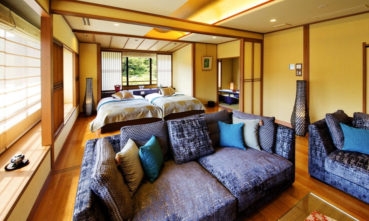 Rooms at Kanazawa Yuwaku Onsen - Hyakurakuso