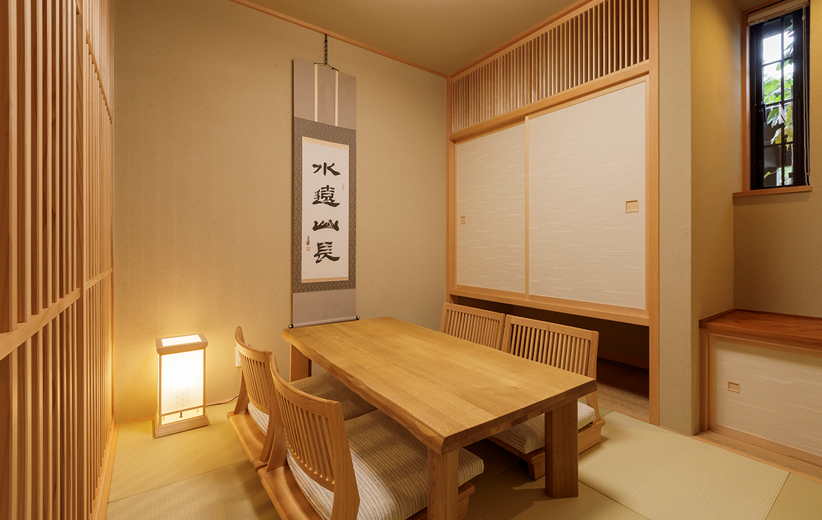 Western-style twin room with a Japanese-style room.
