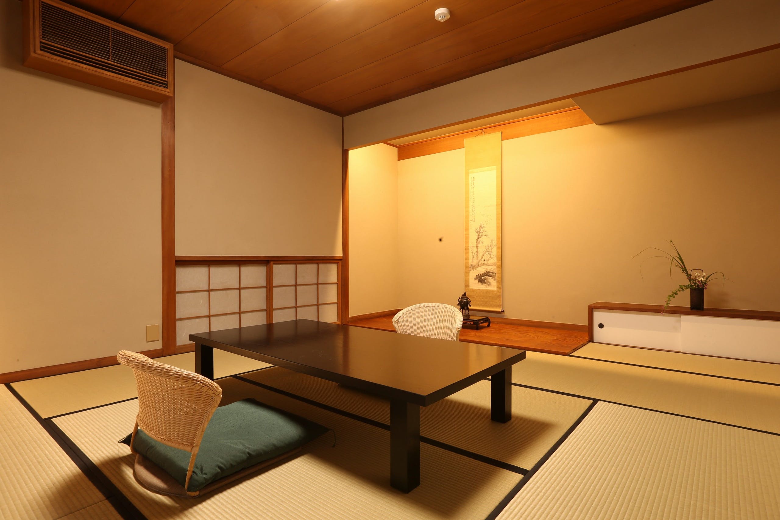 Rooms at Hotel Mikiya